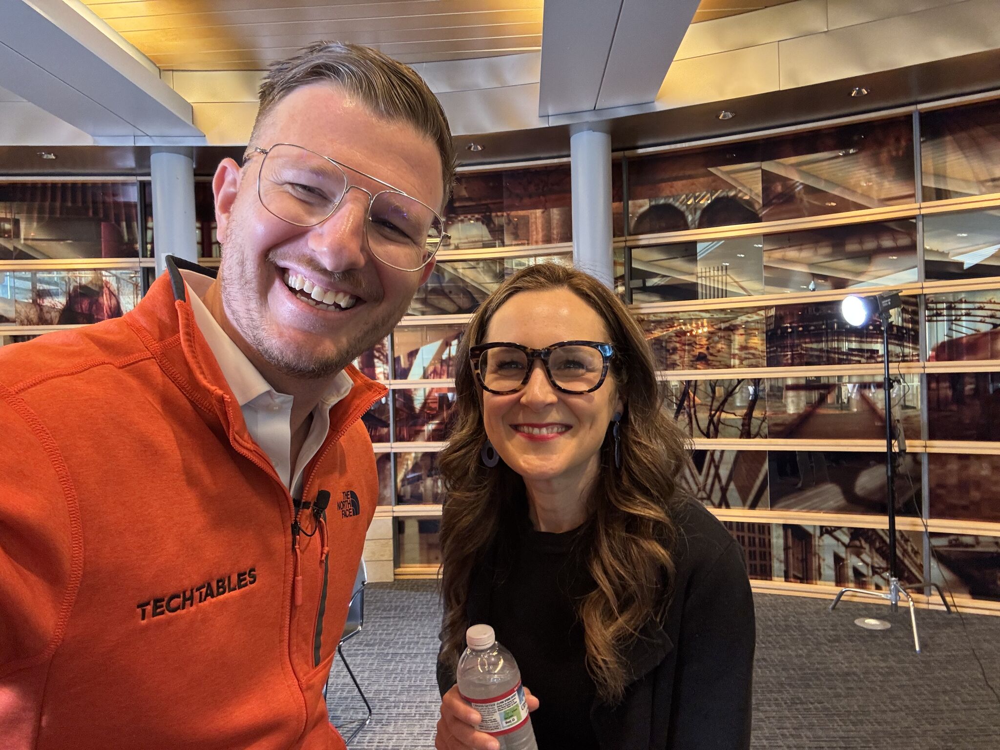 #187: Lindsey Pollak, New York Times Best Selling Author [Multigenerational Workplace Expert]